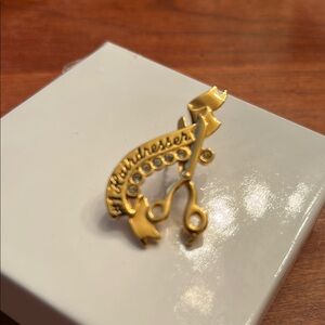 Avon #1 hairdresser pin gold tone scissors clear rhinestones glam hairstylist